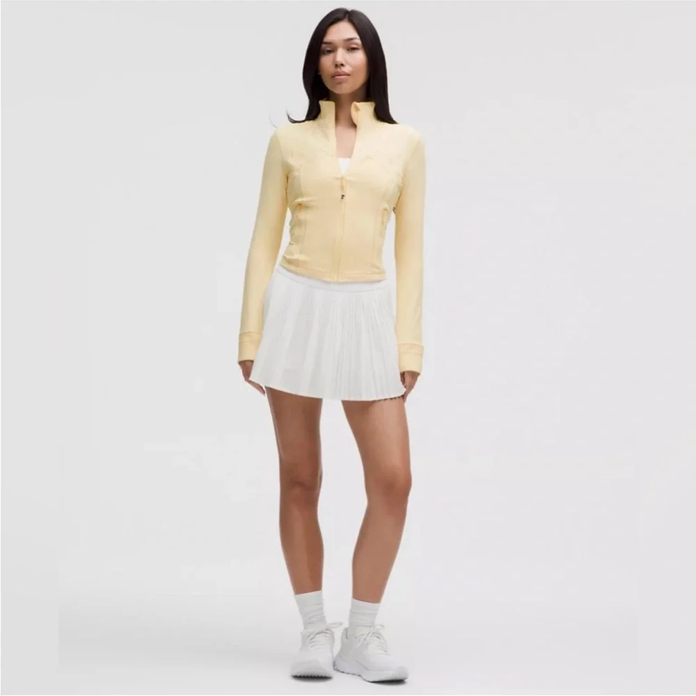 NWT 🍋 Lululemon Define Cropped Butter Cream BTCR Size‎ 8 LIMITED EDITION LW3HQS - Picture 6 of 16
